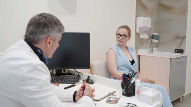 «Маленькая грудь — это топ»: откровение Айзы после неудачной пластики