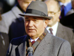 Михаил Горбачев