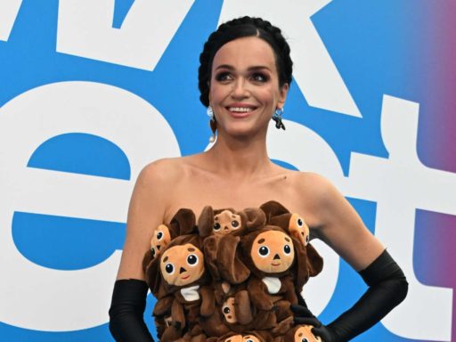 «Начинает попахивать Волочковой»: Слава в одном белье показала стройную фигуру