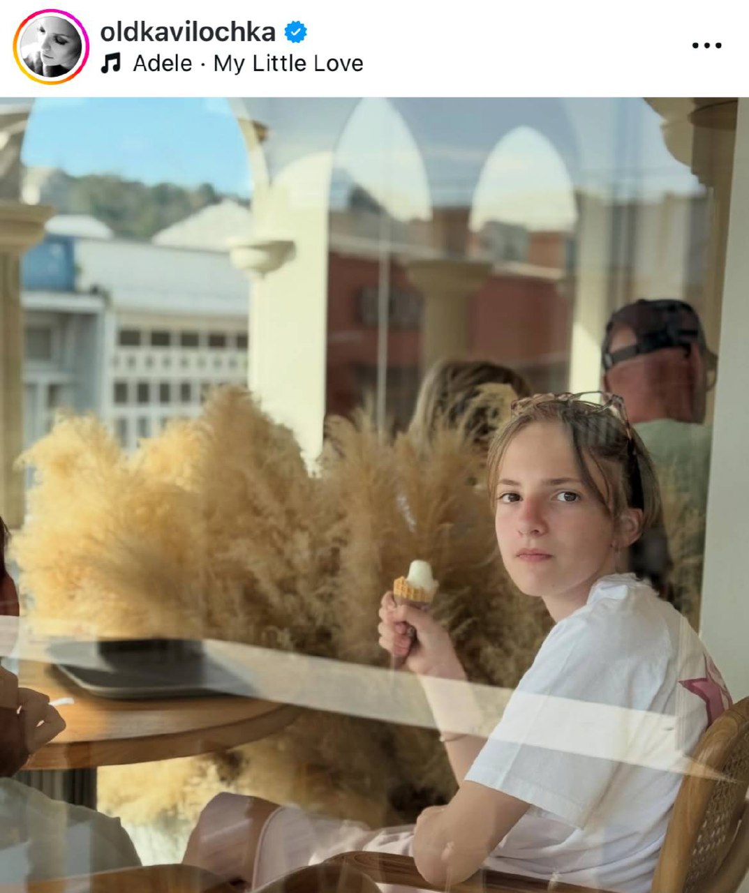 photo_5220066865055471034_y