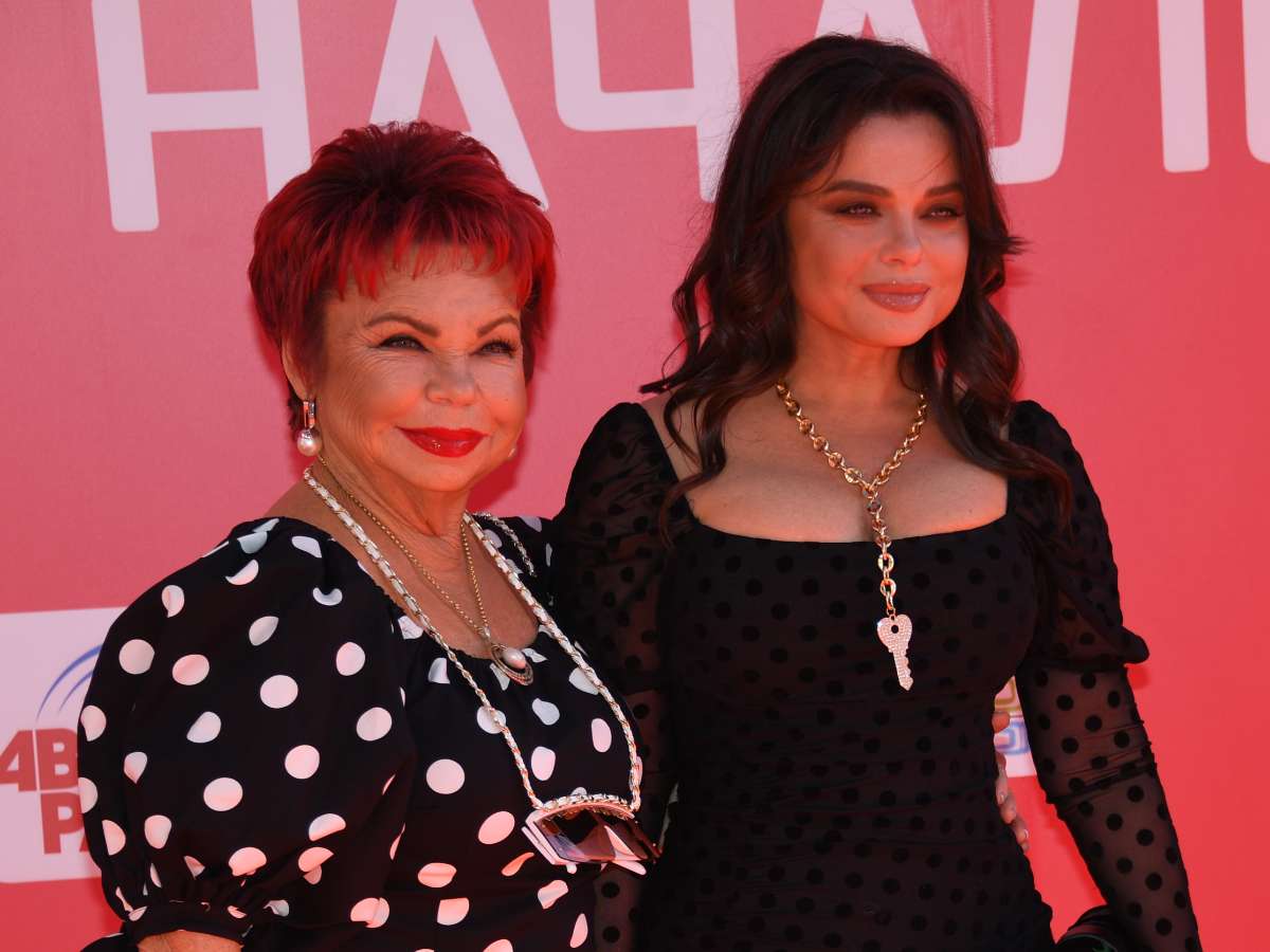 Зять и внук не появились на юбилее мамы Наташи Королевой в США