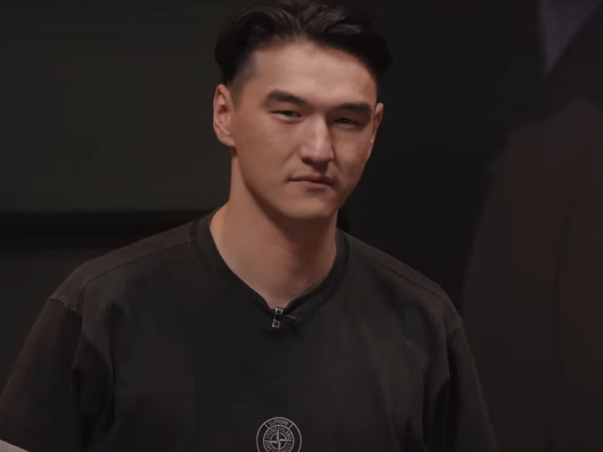 Трое детей и жена в Москве, имущество на 160 млн рублей: комику Нурлану Сабурову запретили въезд в Россию