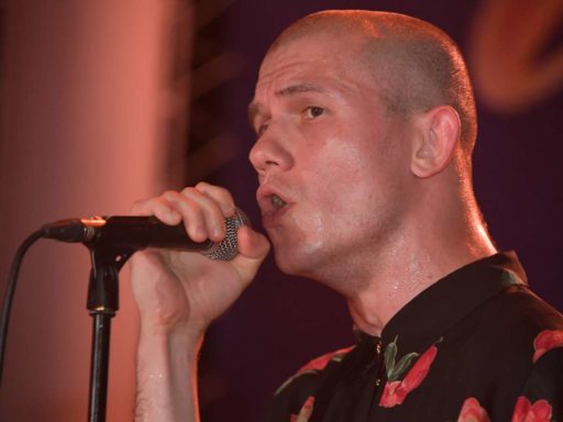 Умер солист группы Shortparis Николай Комягин