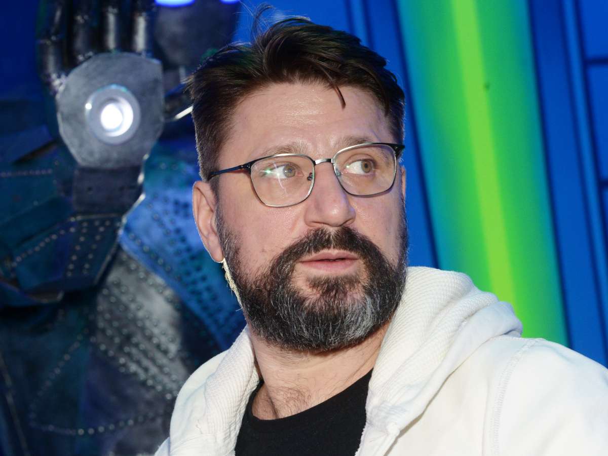 «Все отдала ему, а ей осталась коробка от телевизора»: новые подробности скандального развода Виктора Логинова из «Счастливы вместе»