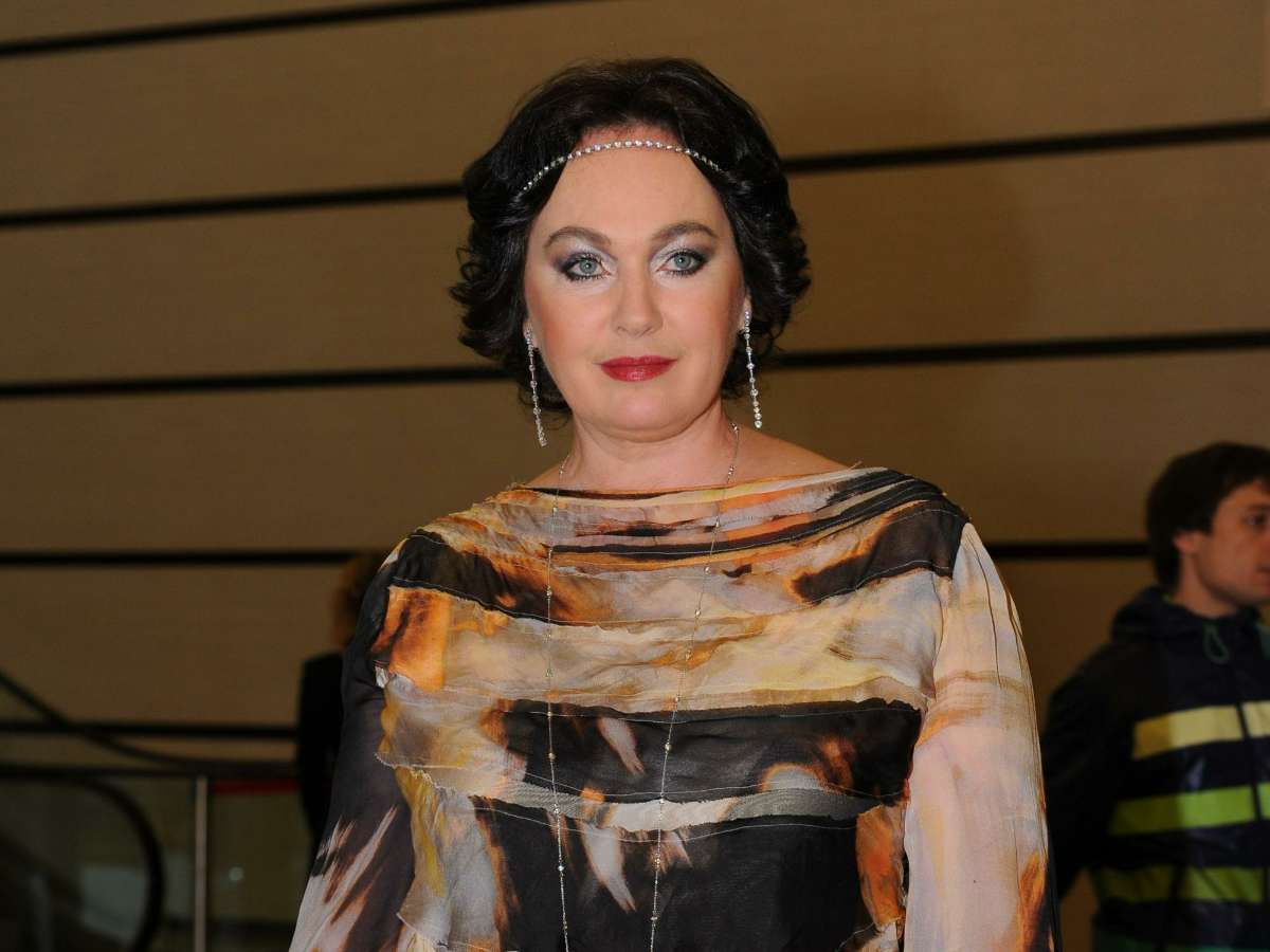 «Я не выбираю для себя одиночество»: Лариса Гузеева представила мужчину