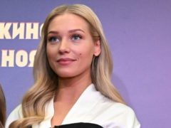 «Будь счастлива, Кристина!» Народ поздравляет засветившуюся в свадебном платье Асмус