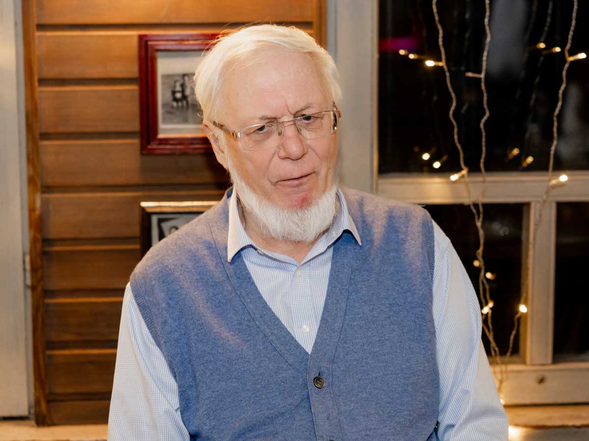 Художник и коллекционер Валерий Дудаков