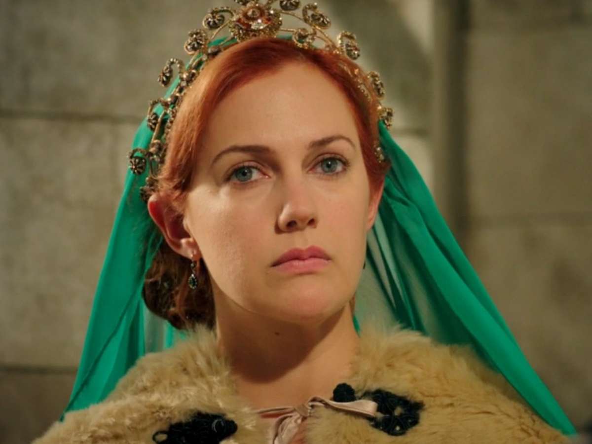 Хюррем из «Великолепного века» не узнать: актрису Мерьем Узерли подозревают в неудачной пластике