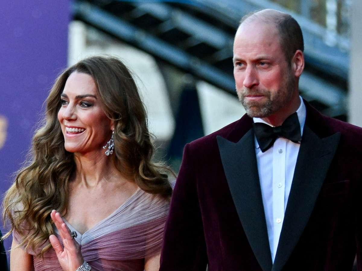 Кейт Миддлтон рыдает, у принца Уильяма нервный срыв: в королевским дворце бьют тревогу