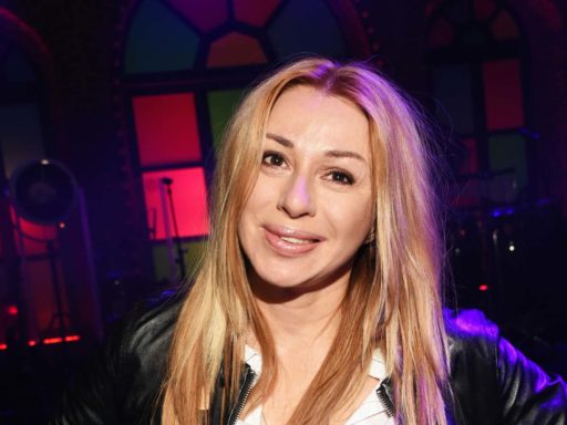 «Конфетка»: 61-летняя Алена Апина явила миру новую фигуру