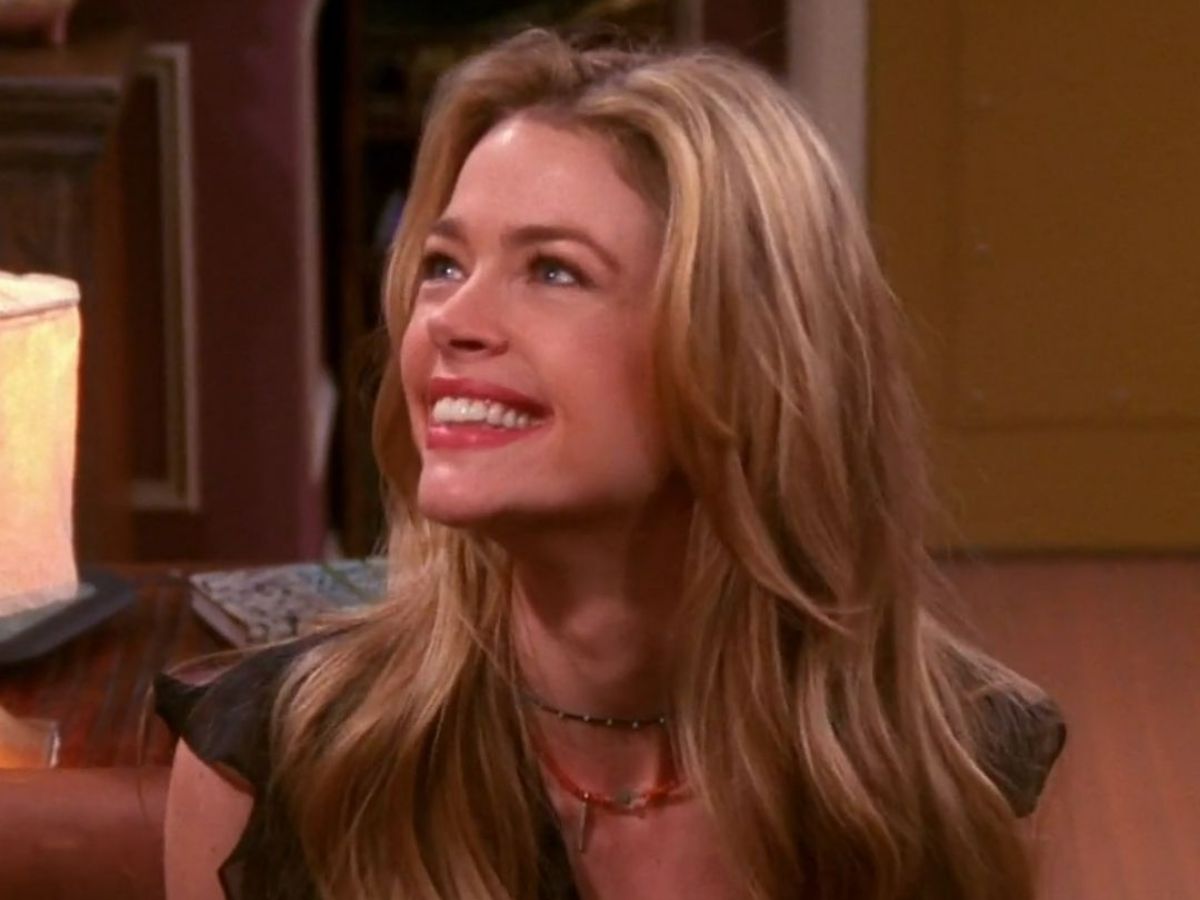 «Мои старшие дочери были недовольны»: что пластический хирург сделал с лицом звезды 90-х Дениз Ричардс (фото)