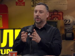 «Ответственности меньше - можно жить в удовольствие»: Владислав Бакальчук расцвел после развода с Татьяной Ким