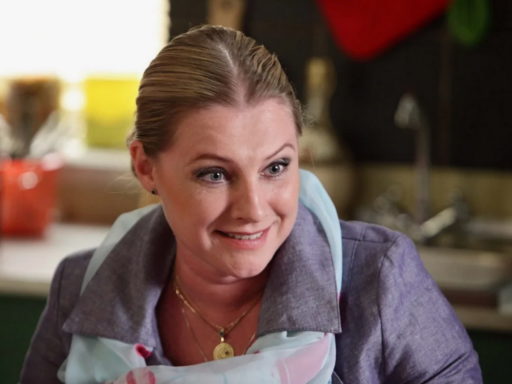 «Пожилая женщина с гигантскими губами»: звезда «6 кадров» Галина Данилова изменилась до неузнаваемости