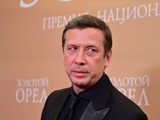 «У Анны новые отношения, и она живет не в России»: Андрей Мерзликин прервал молчание после развода