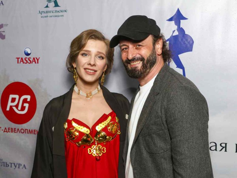 «Защитник и принцесса»: Лиза Арзамасова показала нежные кадры сына и дочери от Ильи Авербуха