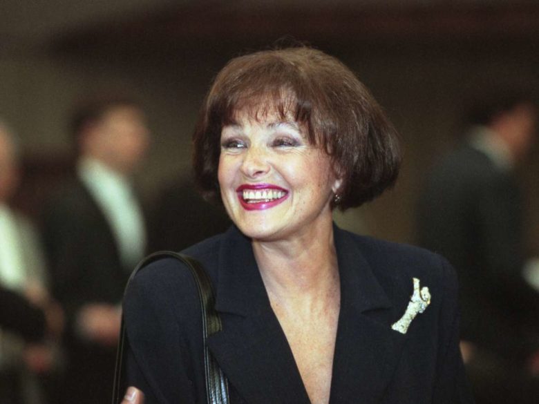 «Больше вы меня не увидите»: как сейчас живет передвигающаяся на костылях Наталья Фатеева