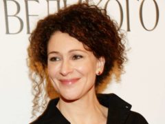 Фигура мечты в 52 года: новые фото Ксении Раппопорт в купальнике