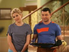 Невская родила в 49, а Артемьева снимается без остановки: что стало со звездами сериала «Кто в доме хозяин?»