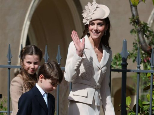 «Похожа на рожок мороженого»: Кейт Миддлтон высмеяли во время пасхальной службы