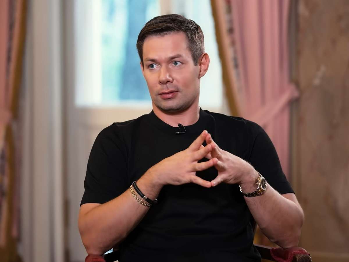 «Приезжая домой к мужу, она удаляла переписки»: Пьеха увел новую возлюбленную из семьи