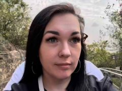 «Пупок снова оторвался»: Александра Стриженова рассказала о провальной пластике