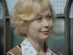 «Решил наказать»: как Светлана Немоляева заработала знаменитый фингал под глазом, который чудом скрыли в «Служебном романе»