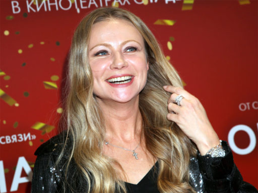 Тайно развелась, не дает отцу общаться с ребенком? Бывший муж подал на Марию Миронову в суд