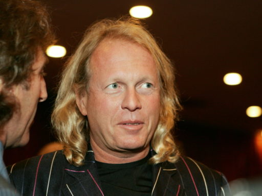 Виновата жена? Почему смерть Криса Кельми вызвала столько вопросов