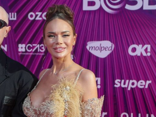 «Я однолюб»: как Яна Кошкина борется за статус честной женщины после грязных слухов о романе с женатым Мартиросяном