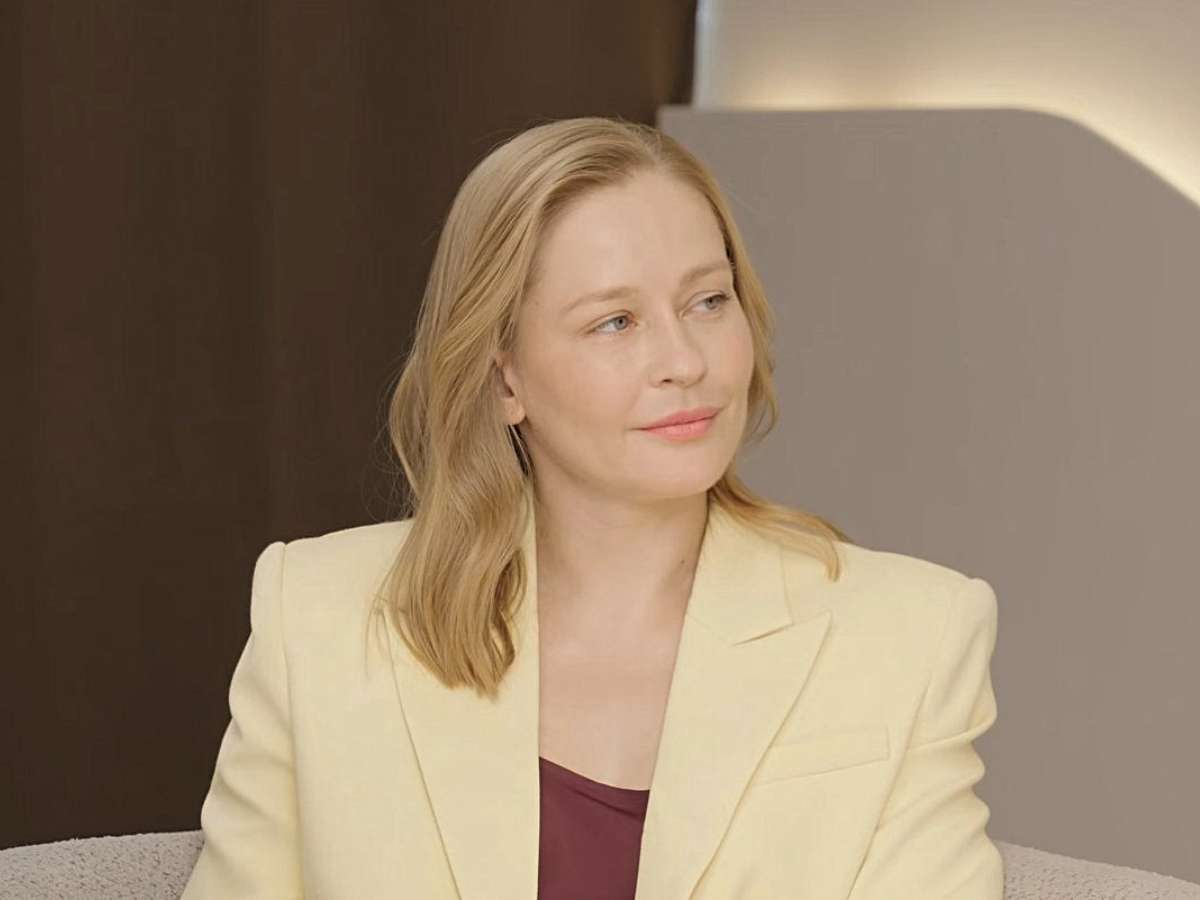 Юлия Пересильд похвасталась стальным прессом: фото