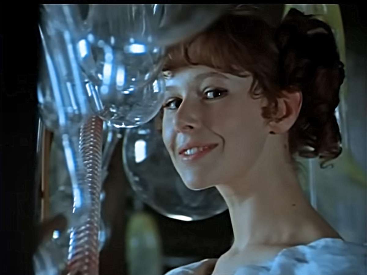 Боец, а не принцесса: как Евгения Симонова годами скрывала рак и вопреки всему выходила на сцену