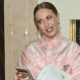 «Да простит меня Господь»: появилось фото поцелуя Ксении Собчак с молодым блогером