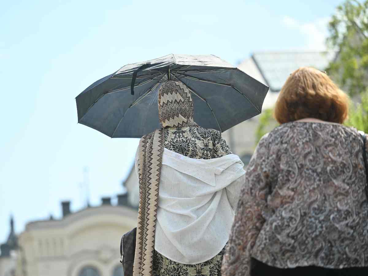 «На 10 градусов выше нормы»: какая погода будет в Москве с 16 мая