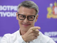 Сергей Исаев из «Уральских пельменей» тайно разошелся с женой и закрутил роман с 28-летней актрисой: подробности