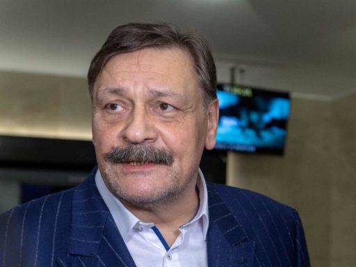 «Ты только, блин, не сдохни»: брызжущий слюной Назаров набросился на Садальского