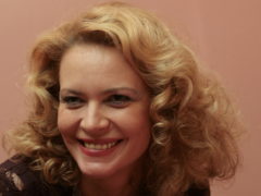 «У нас никогда не было таких низких зарплат»: Алена Яковлева рассказала об очень странных делах в театре Сатиры