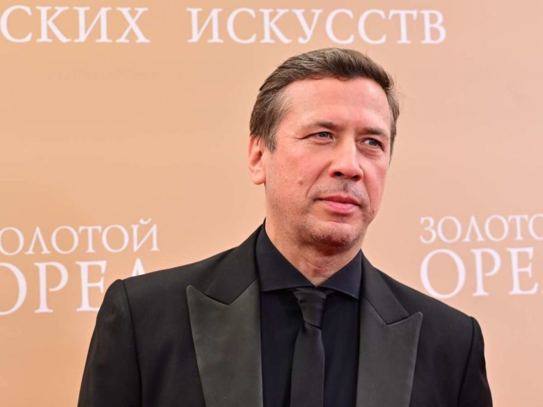 «В это сложно поверить, но принять пришлось»: Андрей Мерзликин рассказал о смерти в семье