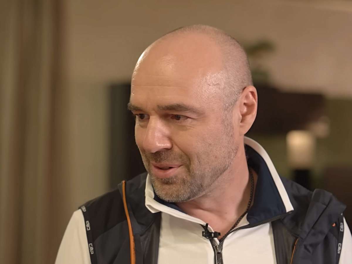 Блокирует после каждого перевода алиментов: любовник Дибровой ответил на обвинения бывшей жены