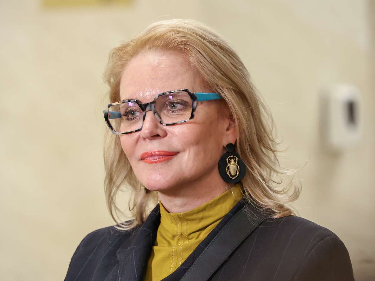 «Думаю, что где-то к Новому году»: Алена Яковлева одержала важную победу над руководством Театра сатиры