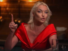 «Короткая стрижка, обвисшая грудь»: Волочковой знатно досталось от критиков
