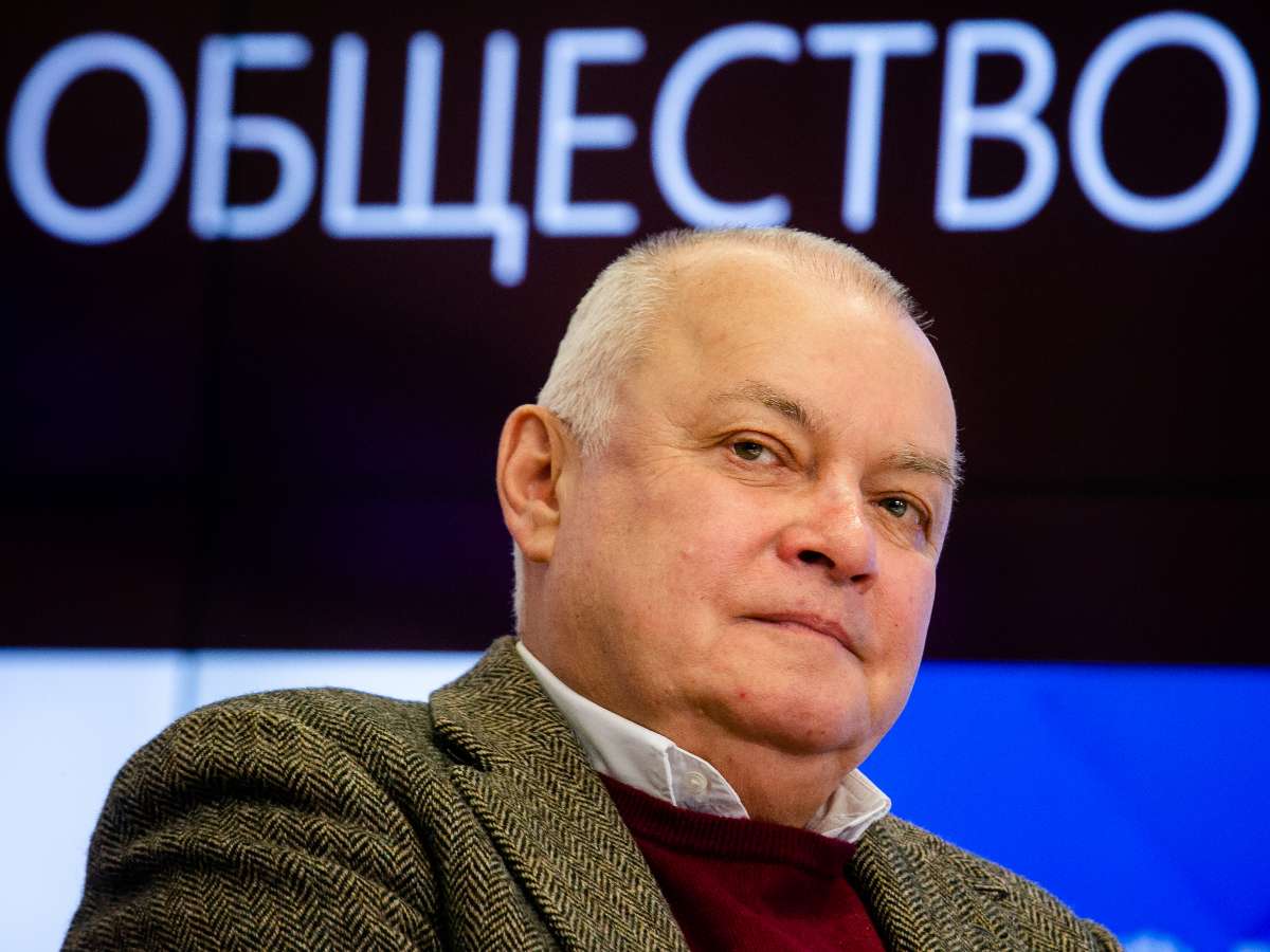 «Гражданский вызов»: почему Дмитрий Киселев внезапно ушел из программы «Вести недели»