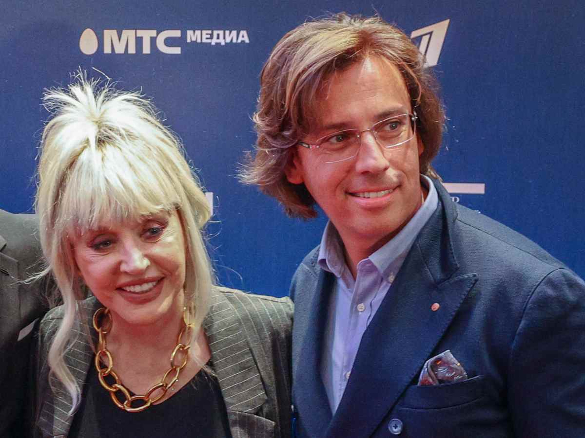 Галкина заподозрили в измене Пугачевой из-за интимного фото