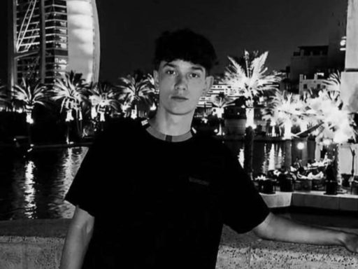 Потерял сознание на свидании: 19-летний хоккеист Амир Ханов умер при загадочных обстоятельствах