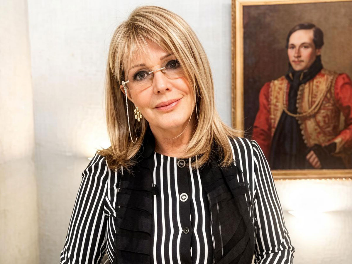 Елена Проклова