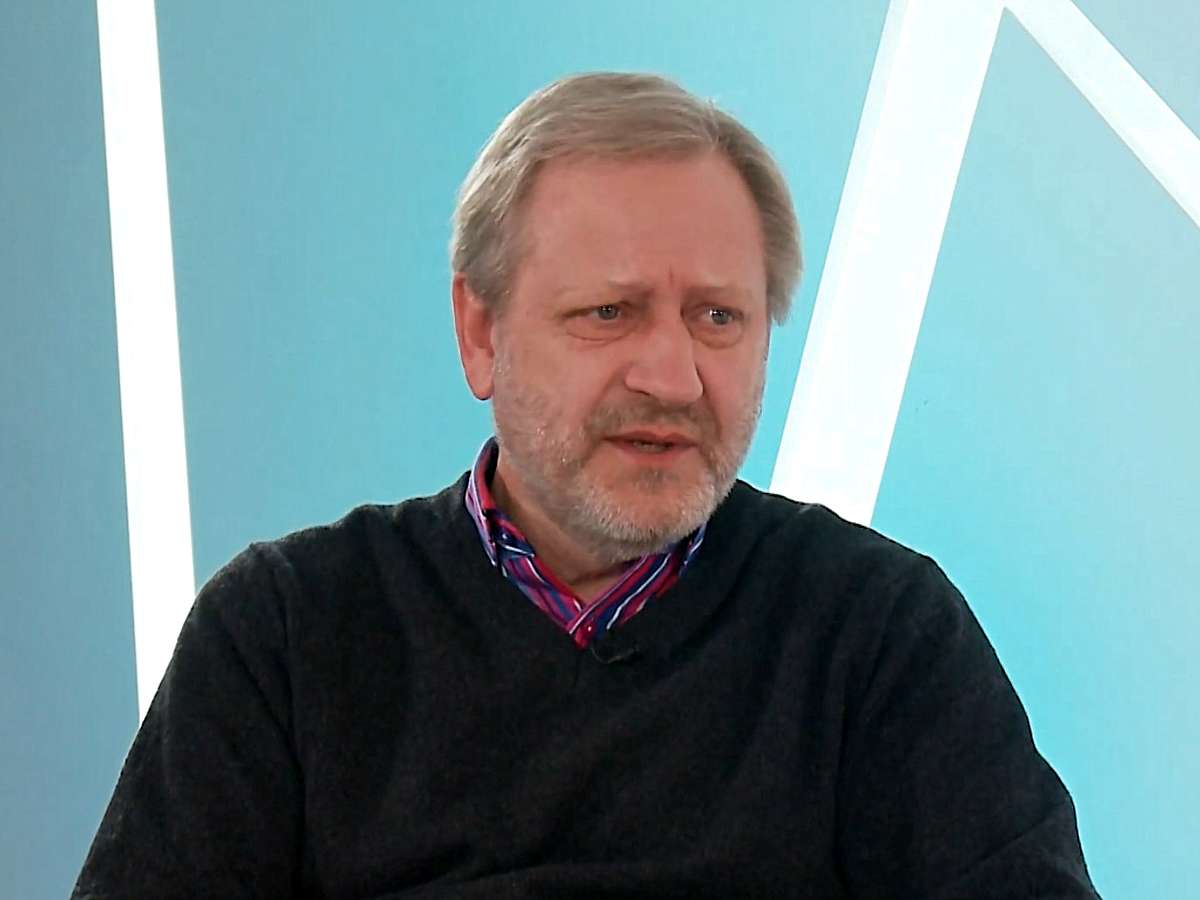 «Вчера только сидели, обсуждали наши планы»: умер заслуженный журналист России Алексей Вишневецкий