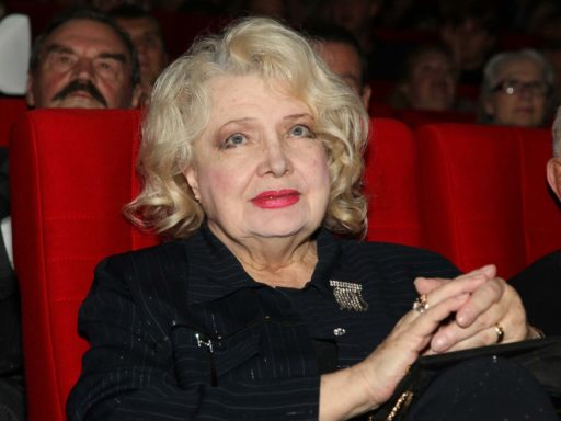 Верила в любовь, пока не вышла за Басилашвили: как Татьяна Доронина стала третьей лишней