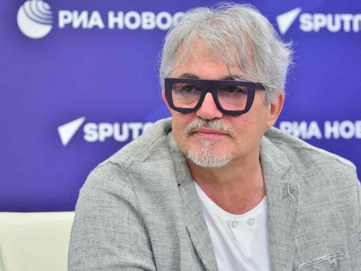 «А что, мне не больно?» Дибров заговорил о ДНК-тесте на отцовство после измены бывшей жены Полины