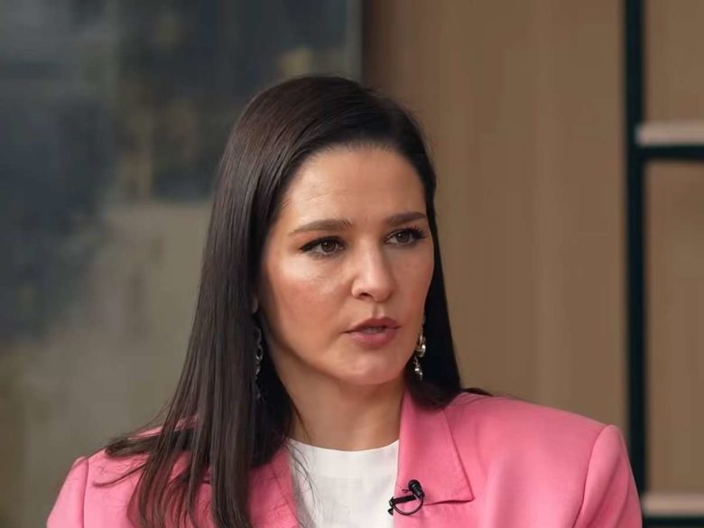 «Кто-то же считает, что он султан, его должны обслуживать»: вся правда о браке Глафиры Тархановой с Алексеем Фадеевым