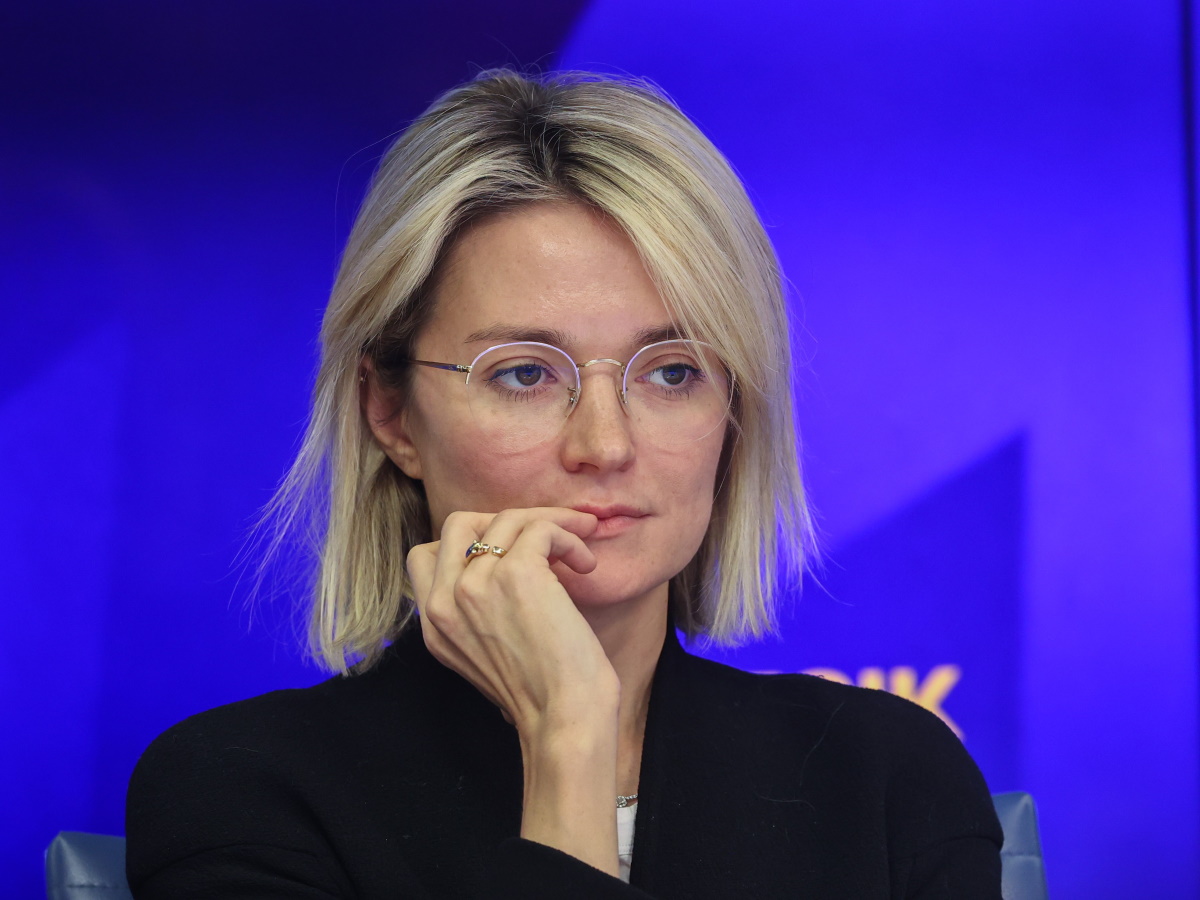 Любовались друг другом: Надежду Михалкову поймали за нежностями с мужем-губернатором