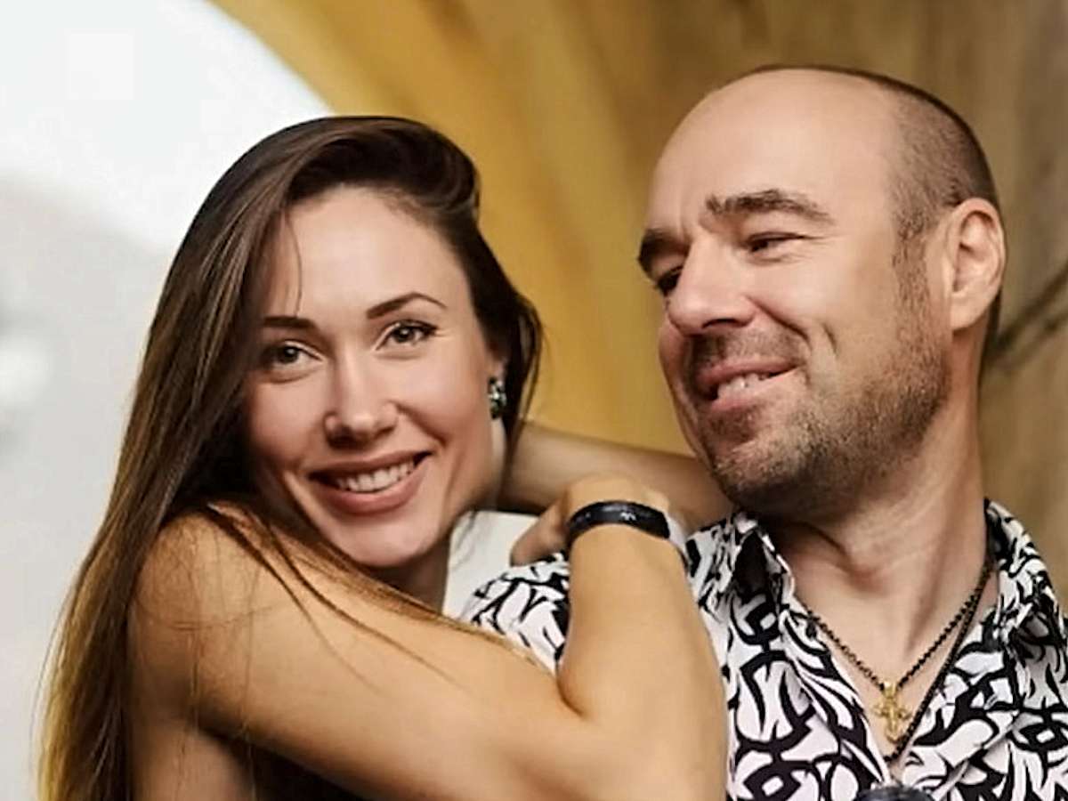 «Не жалко ни капельки!»: Роман Товстик отобрал пятерых детей у бывшей жены, а Катя Гордон добила проигравшую